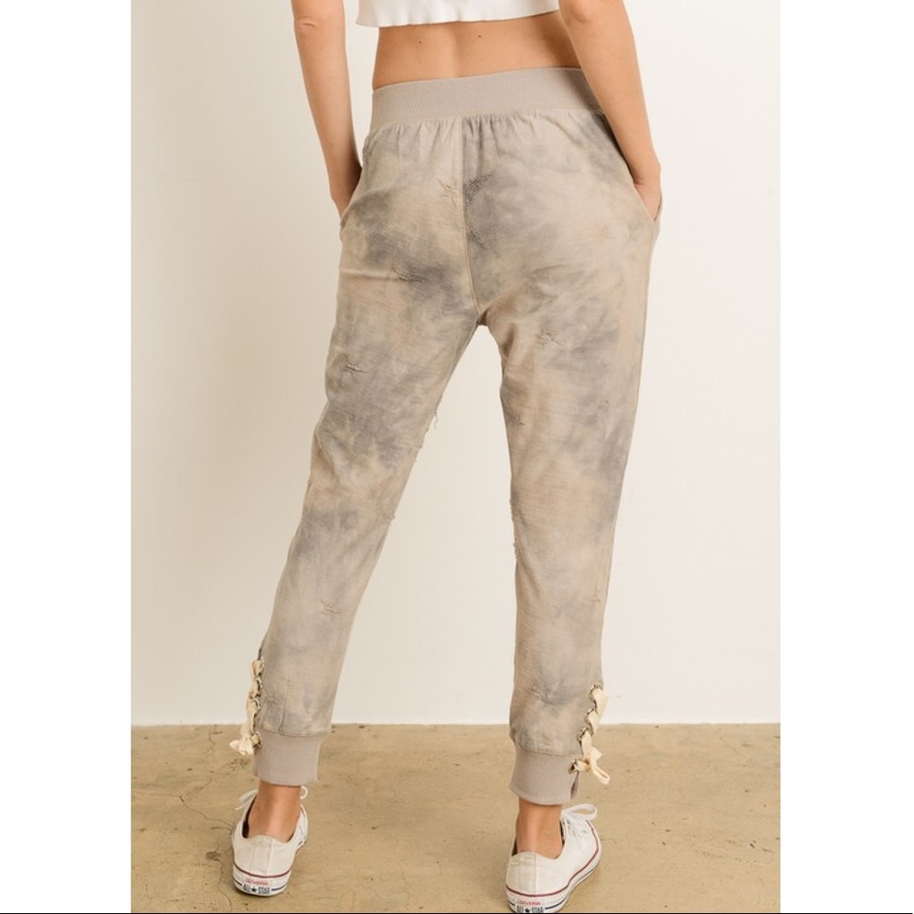 Distressed Jogger Pants - Picture 4 of 7